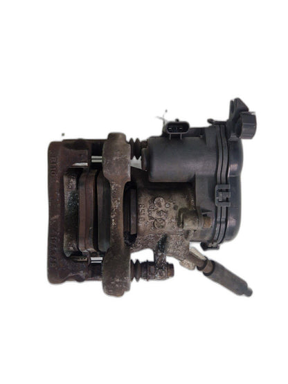 13-19 MERCEDES BENZ GLA X156 GENUINE REAR RIGHT O/S BRAKE CALIPER A2464232498