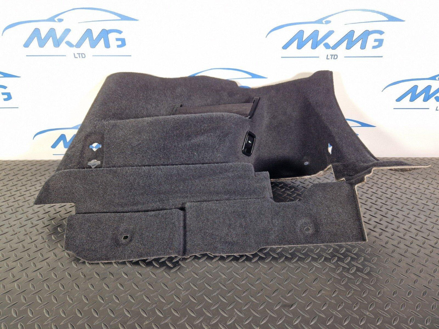 BMW 2 SERIES GRAN TOURER F46 GENUINE REAR RIGHT O/S BOOT SIDE PANEL TRIM 7360968
