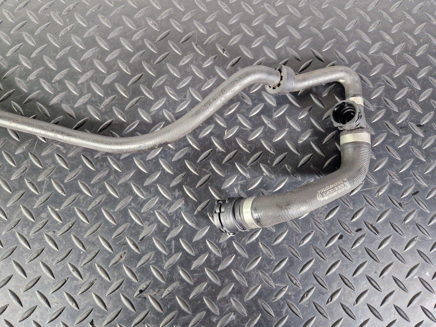 14-21 MERCEDES BENZ W205 GENUINE OEM COOLANT HOSE PIPE A2055013491