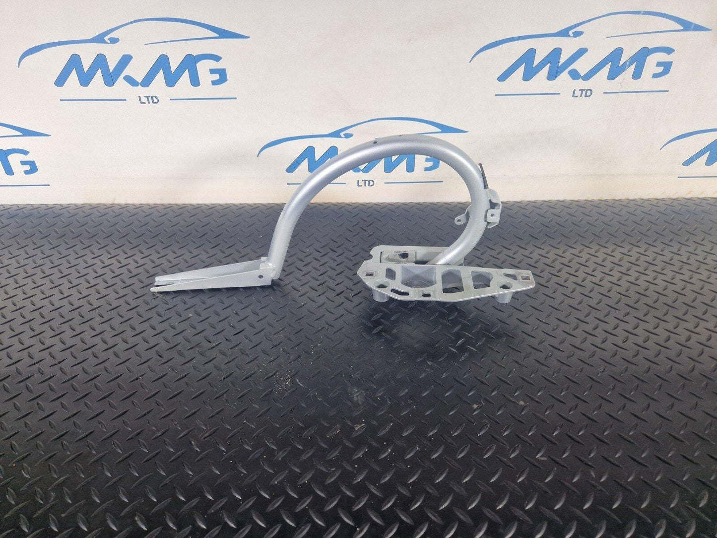 14-21 MERCEDES-BENZ C250D W205 OEM RIGHT REAR TAILGATE TRUNK HINGE A2057500428