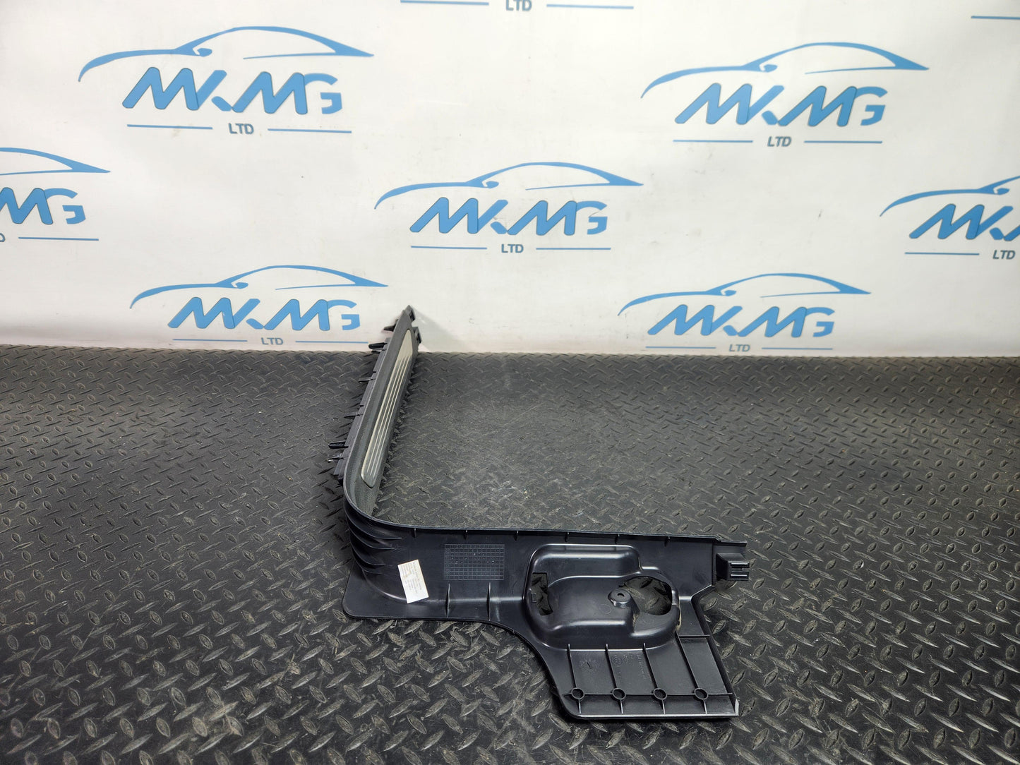 Volkswagen Touareg 7P Front Right O/S Interior Inner Sill Trim 7P0863484