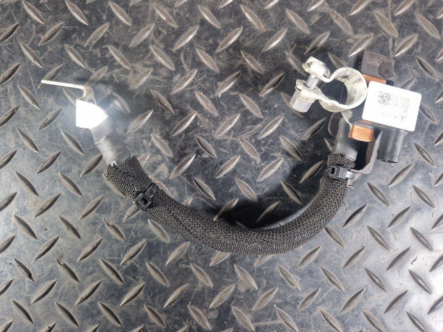 19-ON MERCEDES BENZ A CLASS EQ W177 A250e NEGATIVE BATTERY CABLE  A0009058112