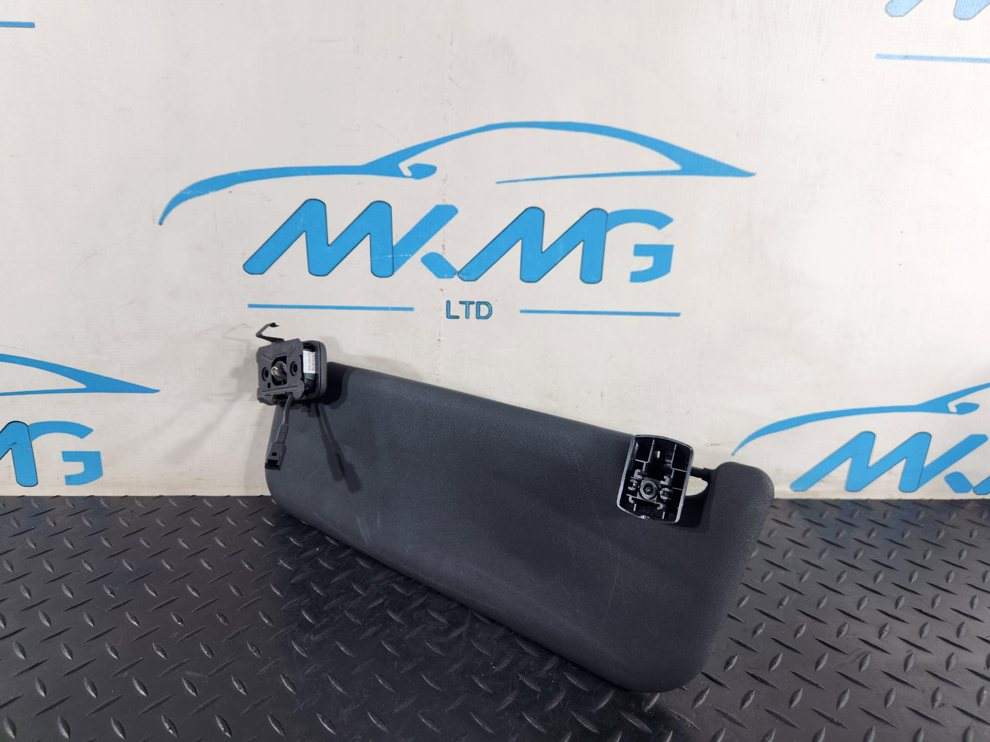 Land Rover Range Rover Evoque L551 SUV Front Right Sun Visor VLR04100PE