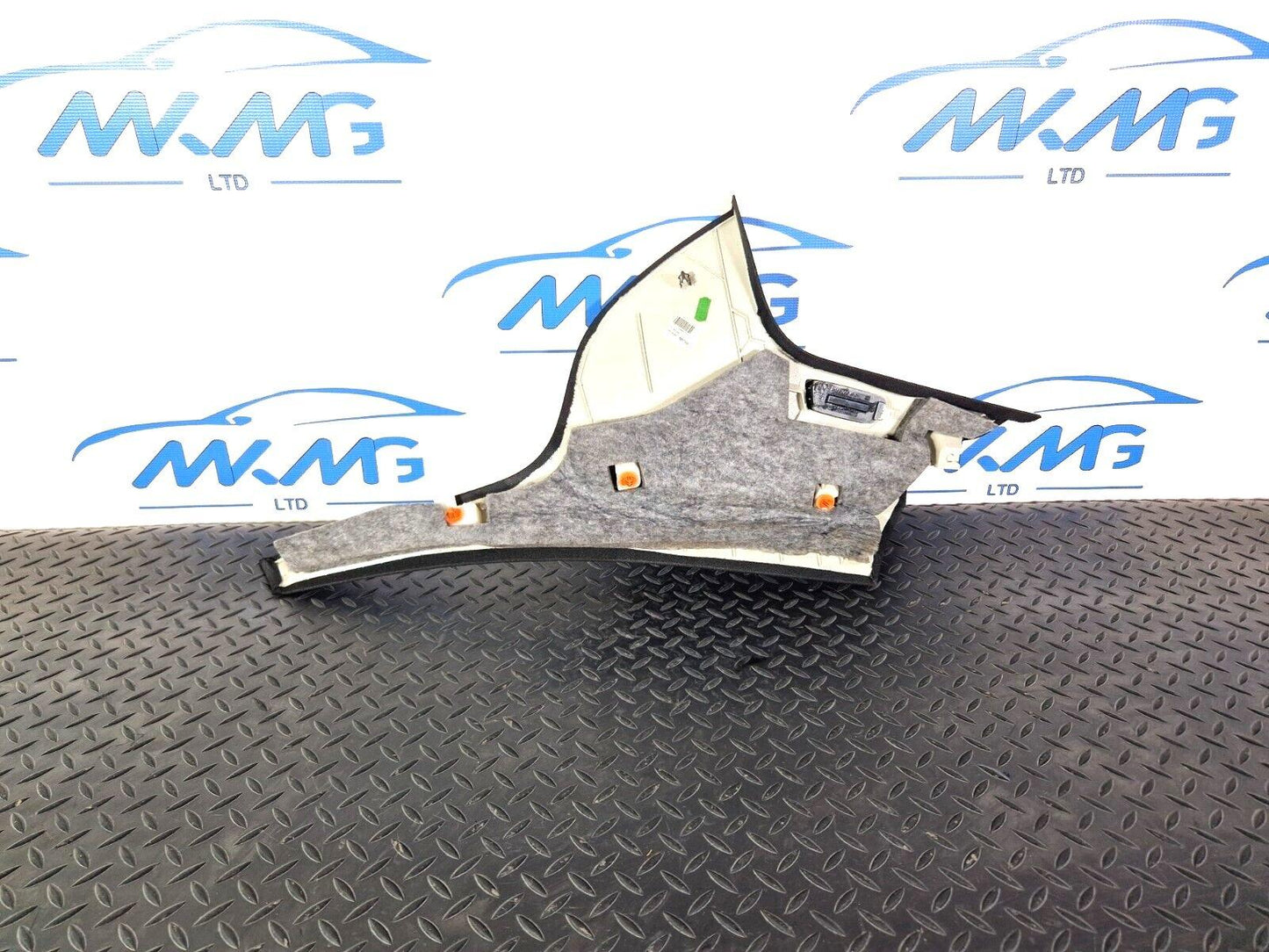 14-21 MERCEDES BENZ C220d W205 OEM C PILLAR TRIM PANEL LEFT A2056908703