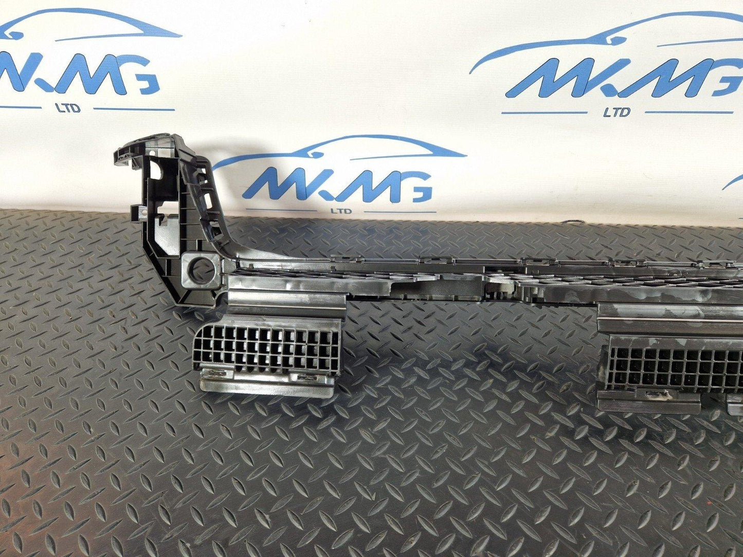 16-19 AUDI A4 AVANT B9 S-LINE OEM REAR BUMPER BRACKET 8W9807385A
