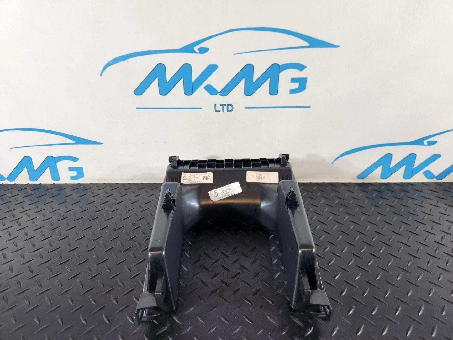 19-ON RANGE ROVER EVOQUE L551 GENUINE CENTRE CONSOLE TRIM K8D2-045C22-A