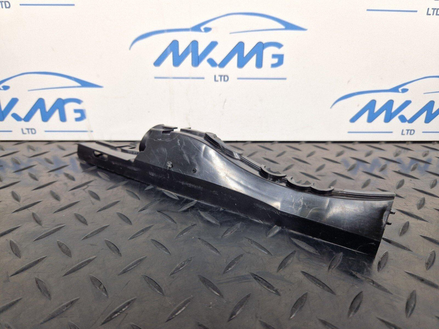 16-23 AUDI A5 F5 SPORTBACK S-LINE WIPER MOTOR COVER TRIM 8W0971871