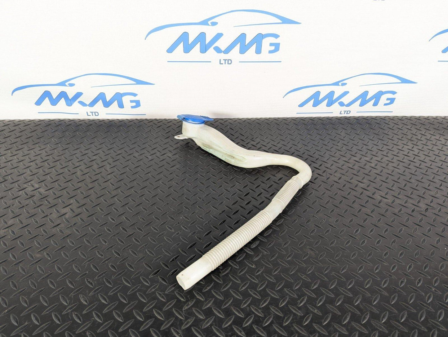 10-15 AUDI Q7 4L OEM WINDSHIELD WINDSCREEN WASHER RESERVOIR TANK 4L0955463A