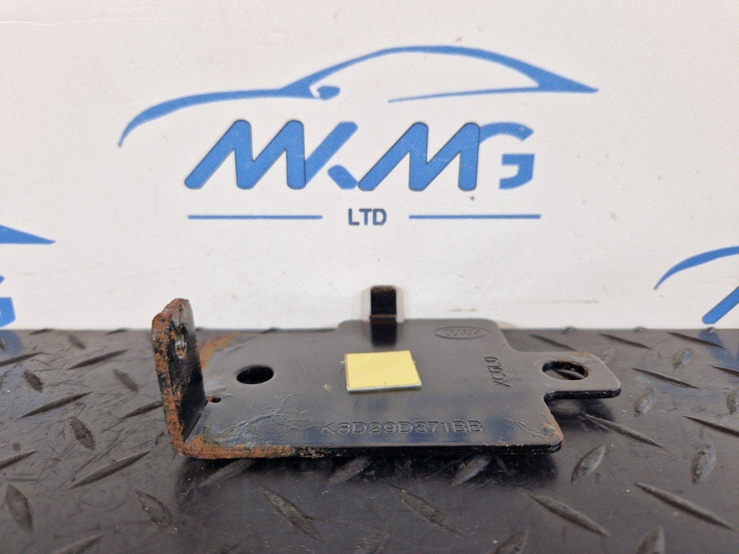 19-ON RANGE ROVER EVOQUE L551 GENUINE FUEL FILTER BRACKET K8D29D371BB