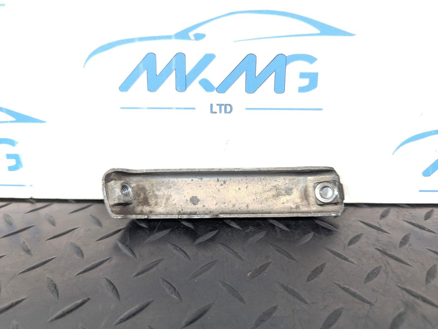 10-17 AUDI A8 4H GENUINE GEARBOX MOUNT BRACKET 4H0399404E