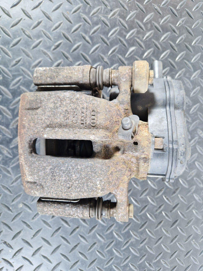 15-18 AUDI A7 4G GENUINE REAR RIGHT O/S/R/ COMPLETE BRAKE CALIPER 32337647D