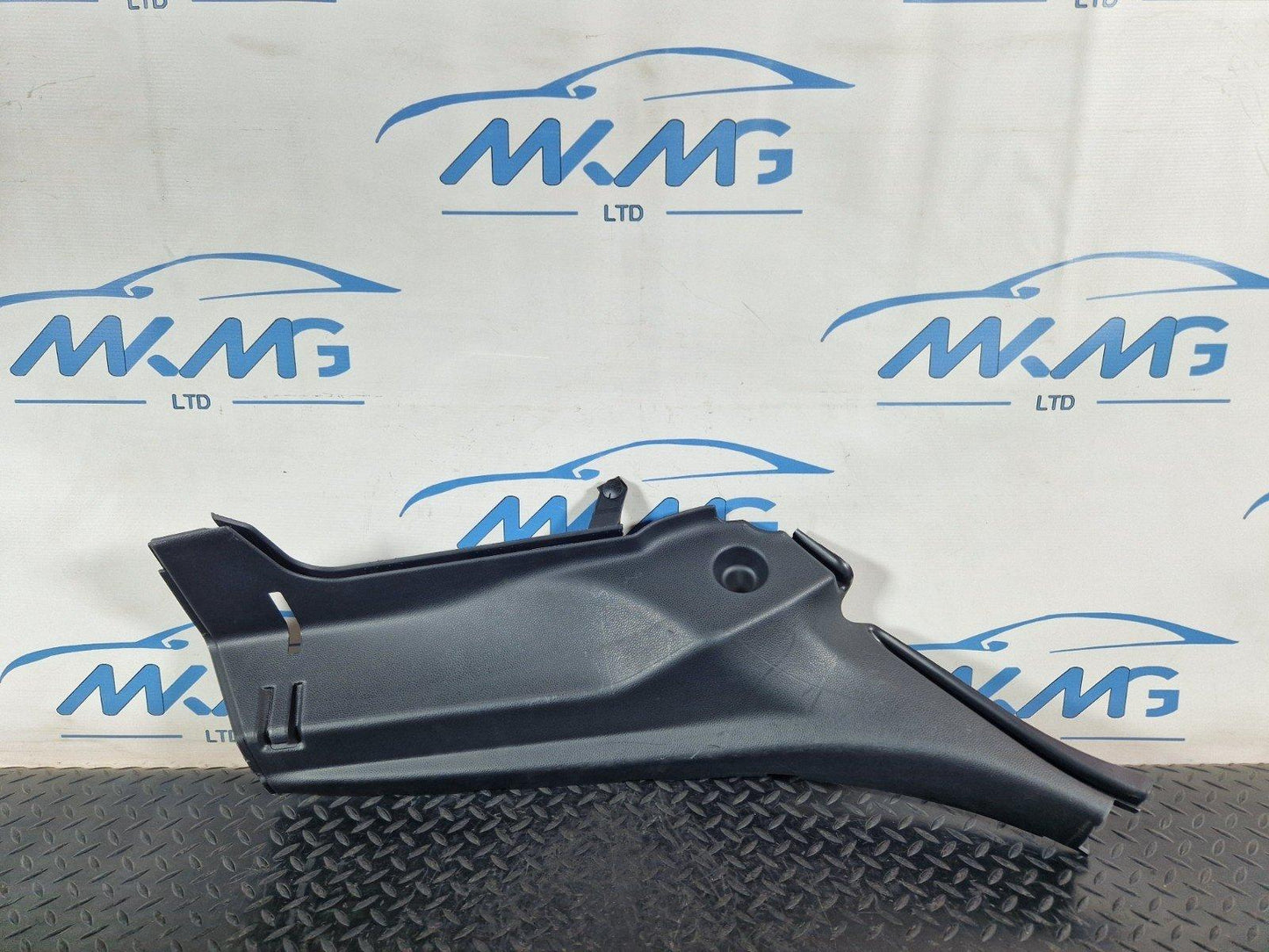 13-19 MERCEDES BENZ CLA C117 DRIVER SIDE REAR PILLAR DOOR TRIM A1176901225