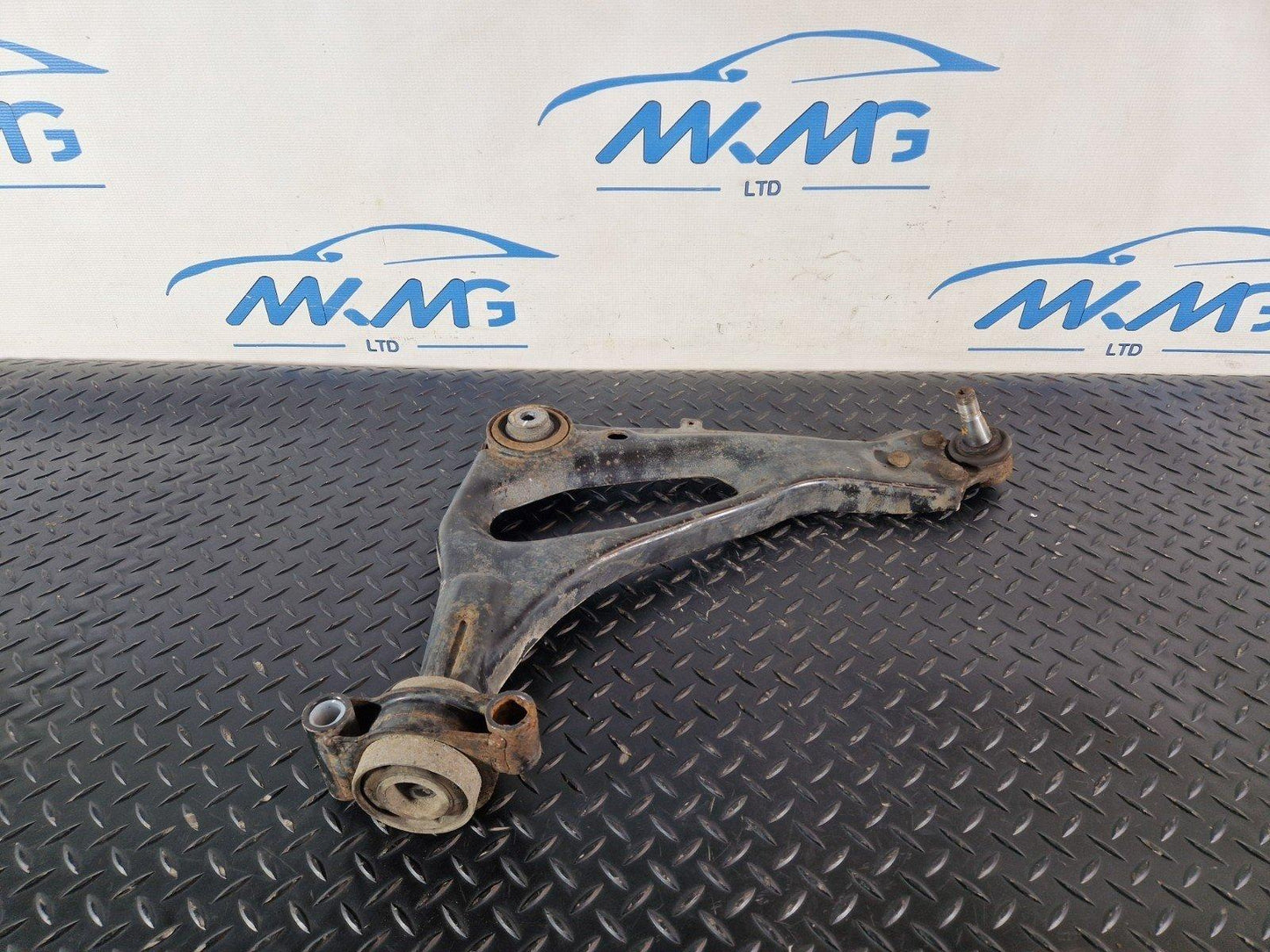 14-23 MERCEDES VITO W447 OEM FRONT RIGHT SIDE WISHBONE CONTROL ARM A4473303500