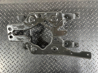 17-20 VW GOLF MK7.5 BATTERY CHARGER INVERTER HOLDER BRACKET 5GE906131A
