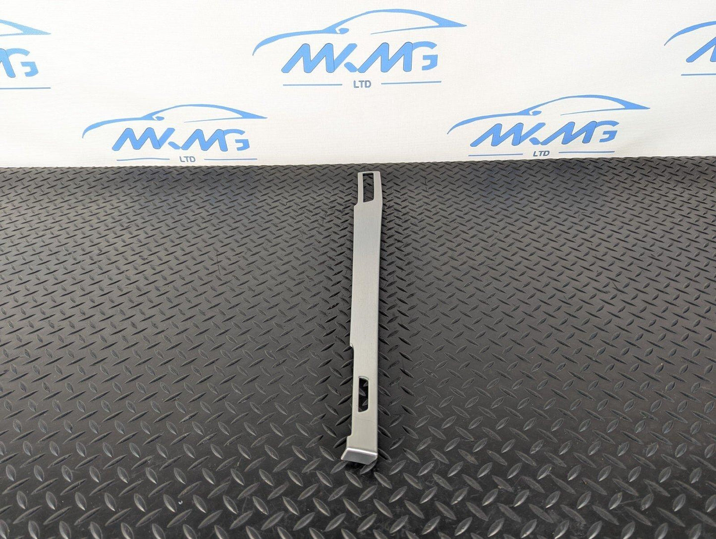 10-17 AUDI A8 4H FRONT DASHBOARD TRIM 4H2853173