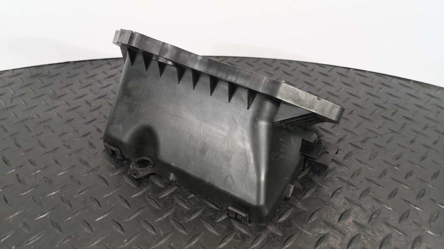 16-19 AUDI A4 B9 S-LINE GENUINE FRONT AIR INTAKE DUCT VENT 8W2819904A