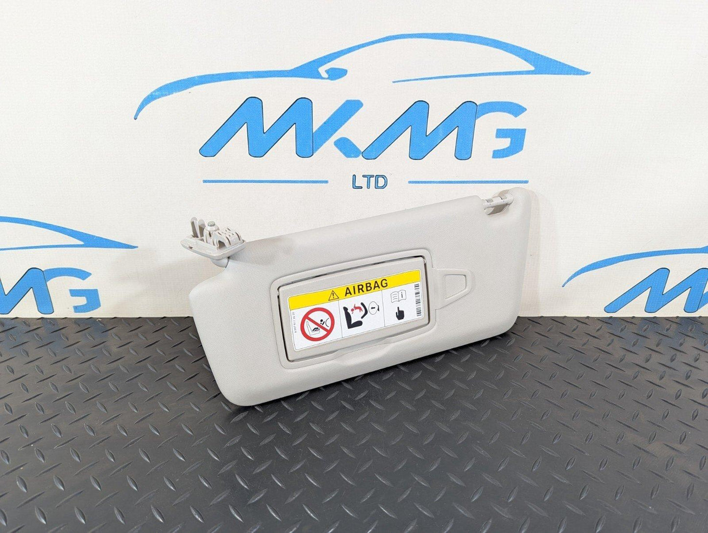 14-19 MERCEDES BENZ GLA X156 GENUINE LEFT PASSENGER SIDE SUN VISOR A1768101300