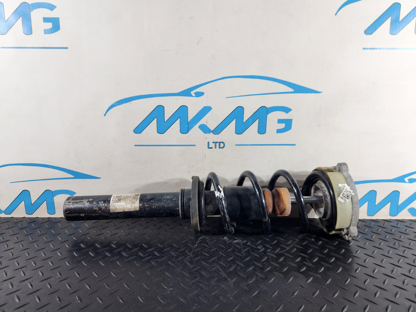 Audi A4 B9 Front Strut Shock Absorber Fits Both Sides Genuine 8W0413031BB