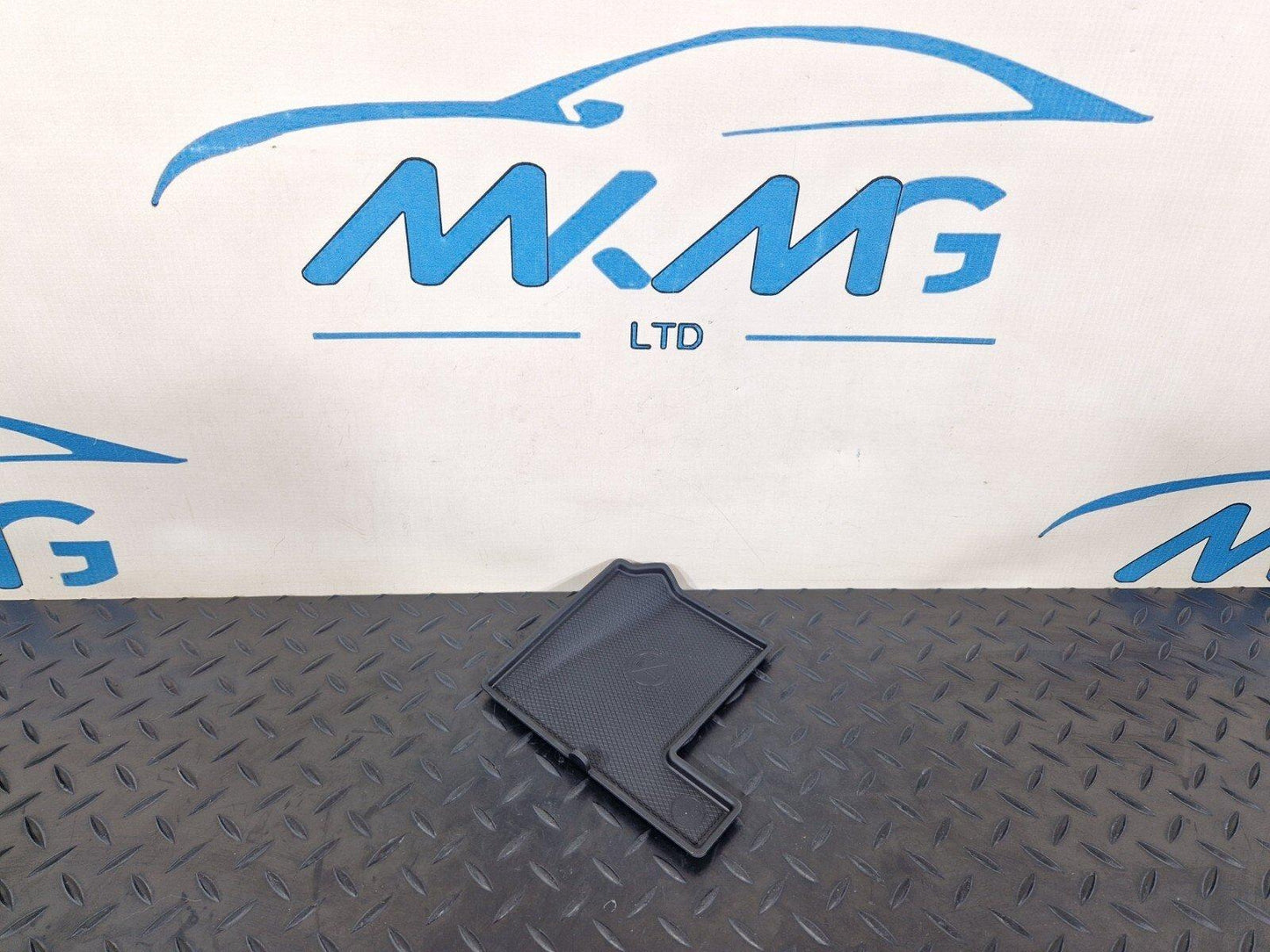 14-21 MERCEDES BENZ W205 NTERIOR STORAGE COMPARTMENT RUBBER INSERT A2136890000