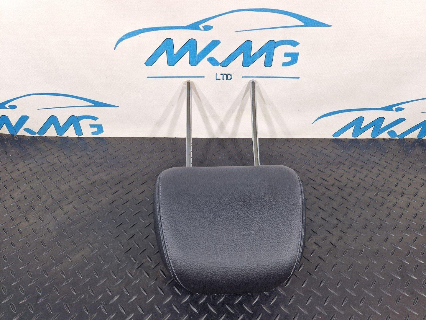 14-20 MERCEDES BENZ GLA200 X156 GENUINE FRONT SEAT HEADREST FITS LEFT & RIGHT