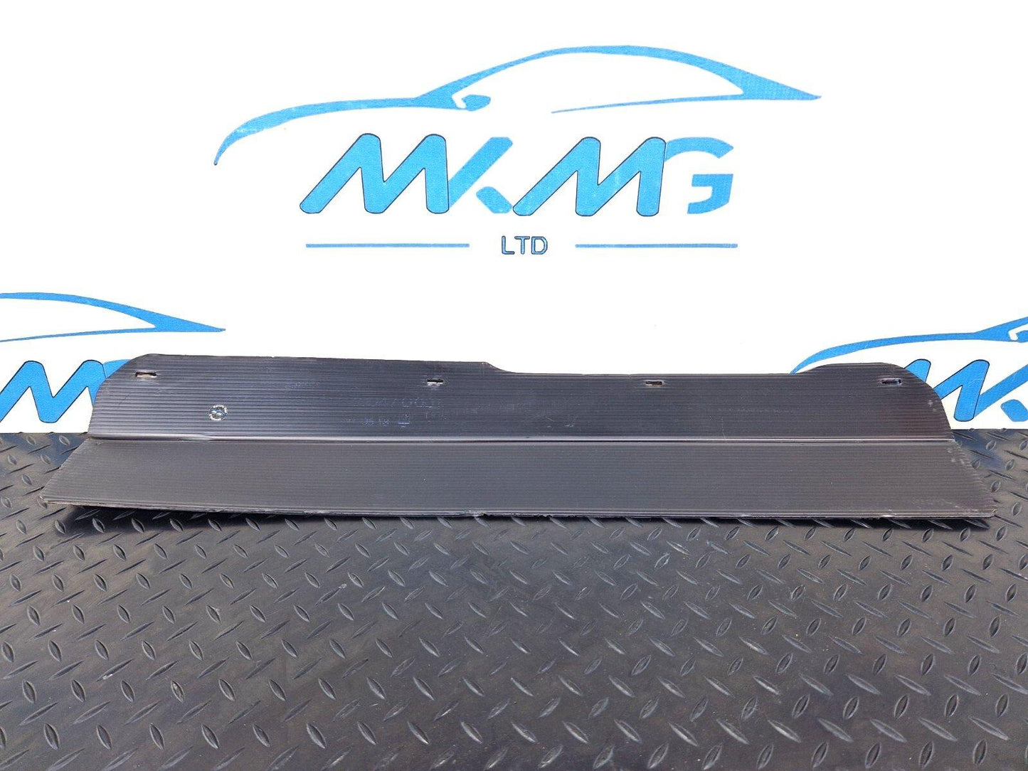 18-ON MERCEDES BENZ SPRINTER W907 OEM RADIATOR TOP COVER SLAM PANEL A9075050000