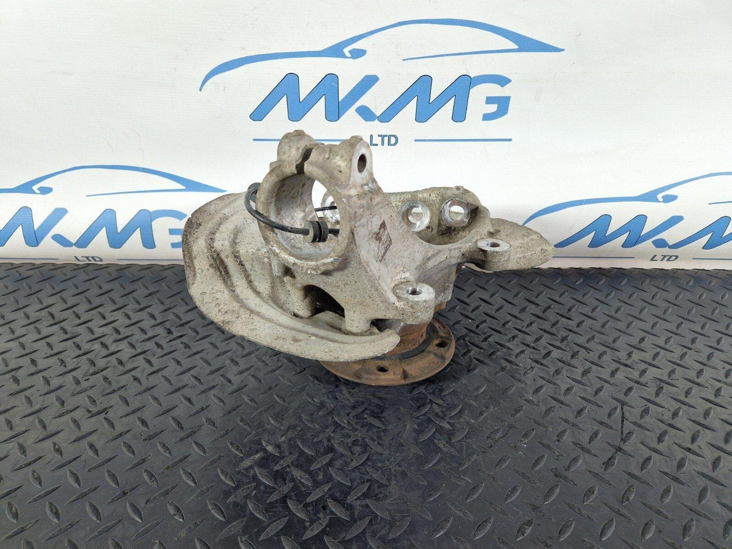 BMW    Unknown Part Type 18915910