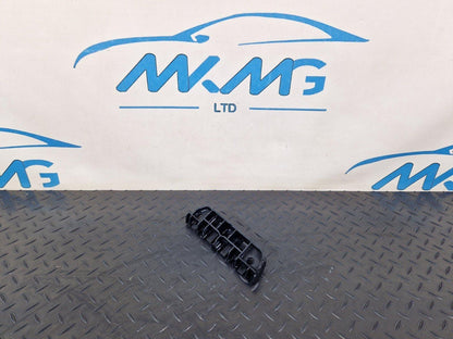 15-18 AUDI A7 4G OEM FRONT RIGHT SIDE SIDESKIRT HOLDER 4G8853922D
