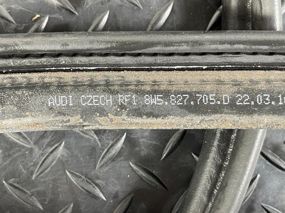16-19 AUDI A4 B9 SALOON GENUINE TAILGATE RUBBER SEAL 8W5827705D
