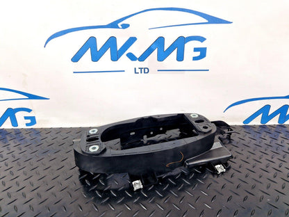16-19 AUDI A4 B9 AVANT GENUINE GEARSTICK MOUNTING PLATE BRACKET 8W0863531