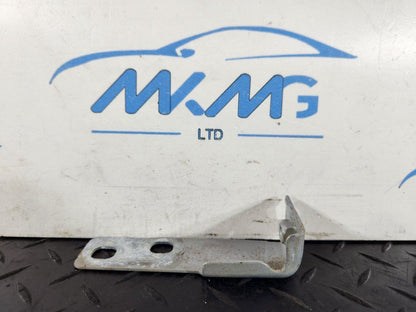 16-19 AUDI A4 B9 GENUINE FRONT RIGHT DRIVER SIDE WING BRACKET 8W0821434B