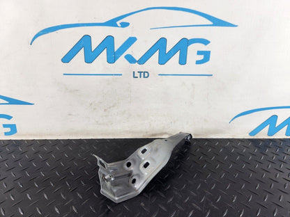 19-ON MERCEDES BENZ B CLASS W247 FRONT RIGHT SIDE WING BRACKET A2478810300