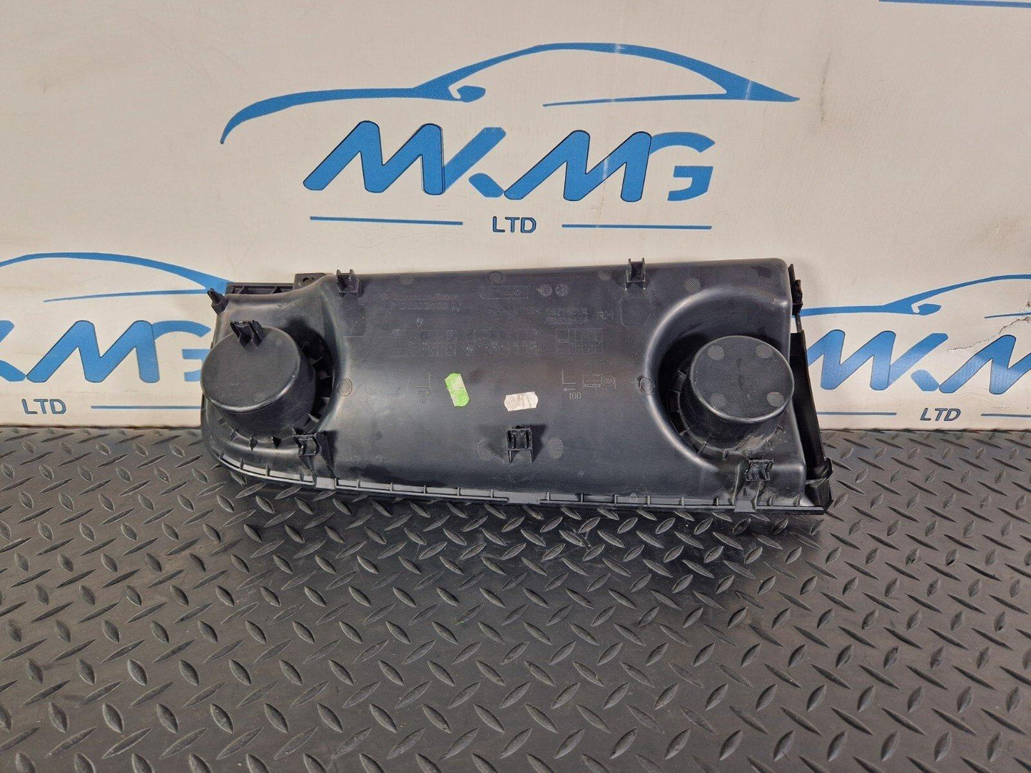 18-ON MERCEDES BENZ SPRINTER W907 RIGHT SIDE STORAGE TRIM A9106803400