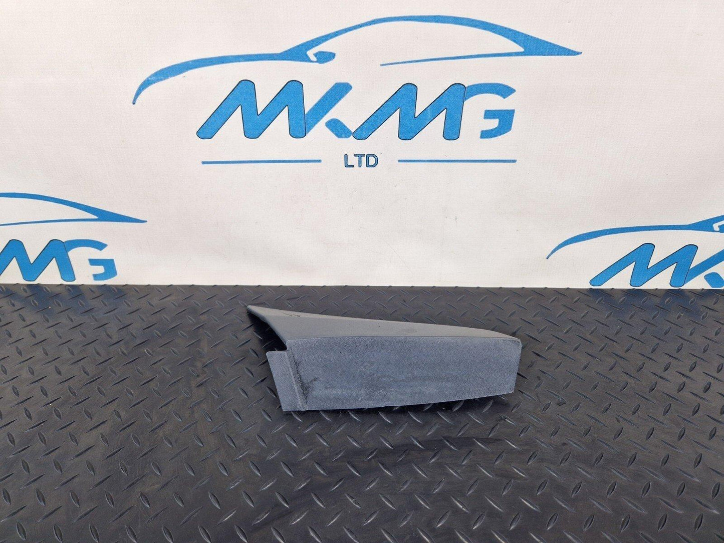 18-ON MERCEDES BENZ SPRINTER W907 FRONT RIGHT WHEEL ARCH TRIM A9106900100