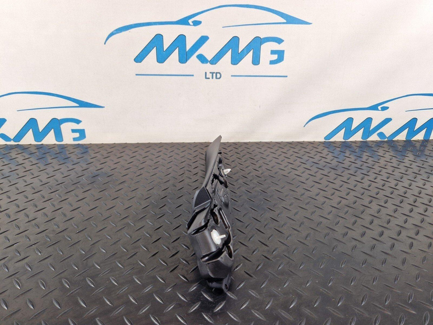 14-21 BMW 2 SERIES 218d GRAN TOURER F46 OEM FRONT DRIVER SIDE DOOR TRIM 7333896