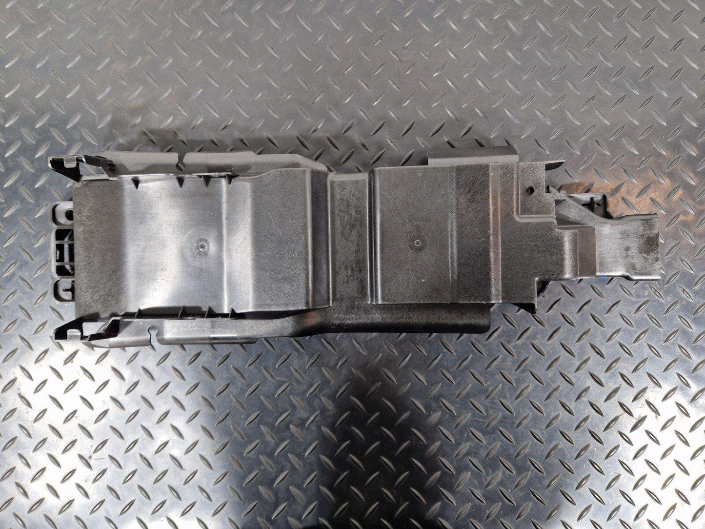 16-19 AUDI A4 B9 16-19 AUDI A4 B9 CENTER CONSOLE LOWER COVER 8W0863051