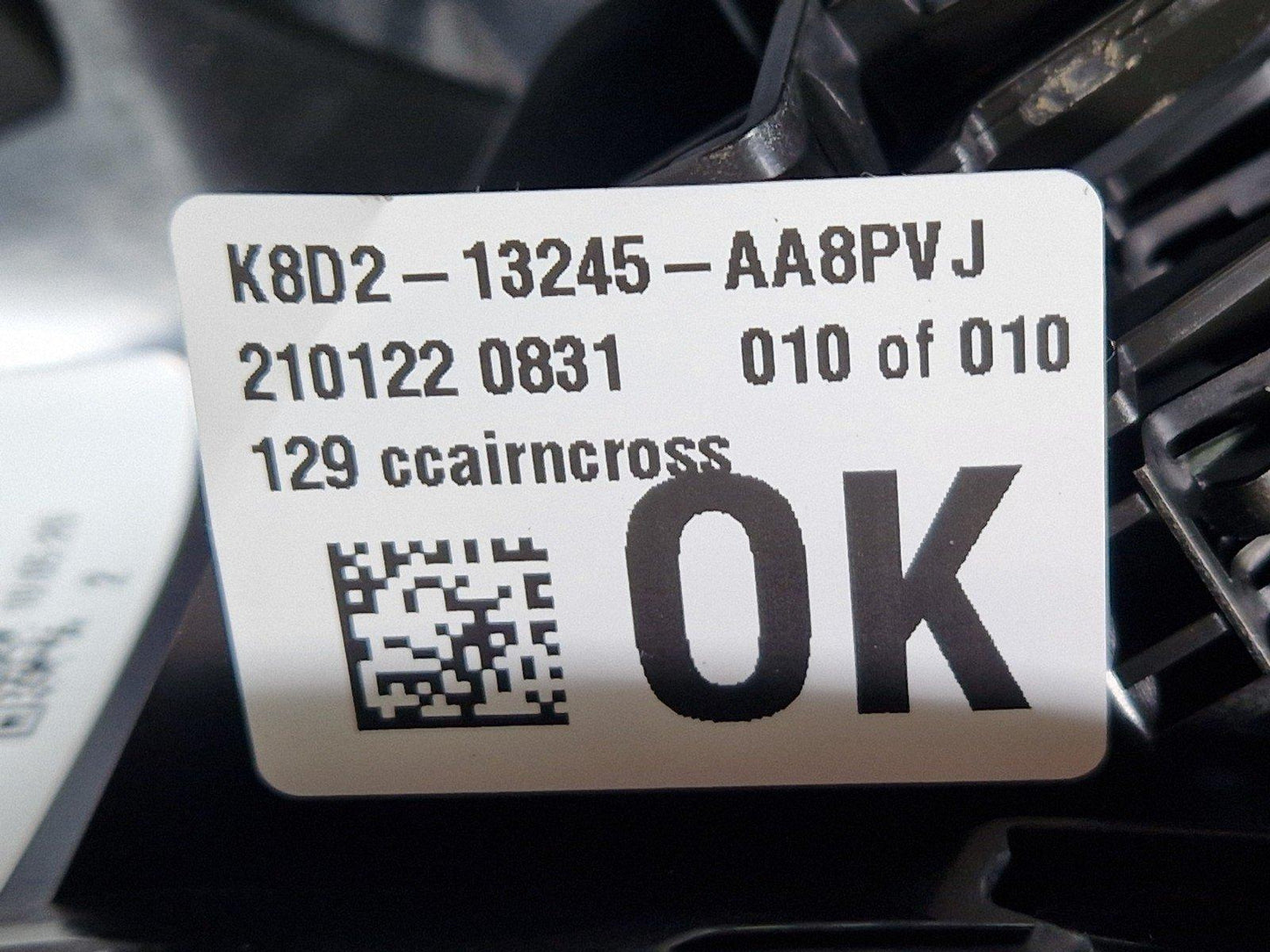 19-ON RANGE ROVER EVOQUE L551 GENUINE LEFT N/S PASSENGER STEP TRIM K8D213245AA