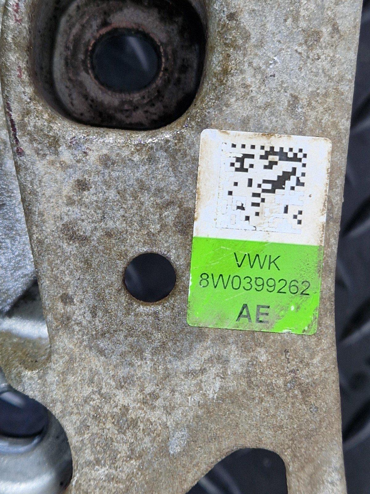 16-19 AUDI A4 B9 GENUINE OEM GEARBOX TRANSMISSION MOUNT BRACKET 8W0399262AE