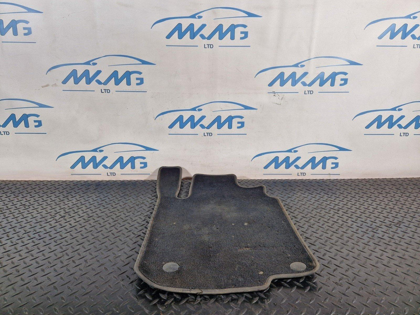 16-19 MERCEDES BENZ ML W166 AMG GENUINE FLOOT MAT SET x4 A1666800648 A1666840803
