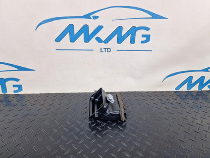 16-19 AUDI A4 AVANT B9 S-LINE OEM AIR CHANEL CONNECTING VENT 8W0857042