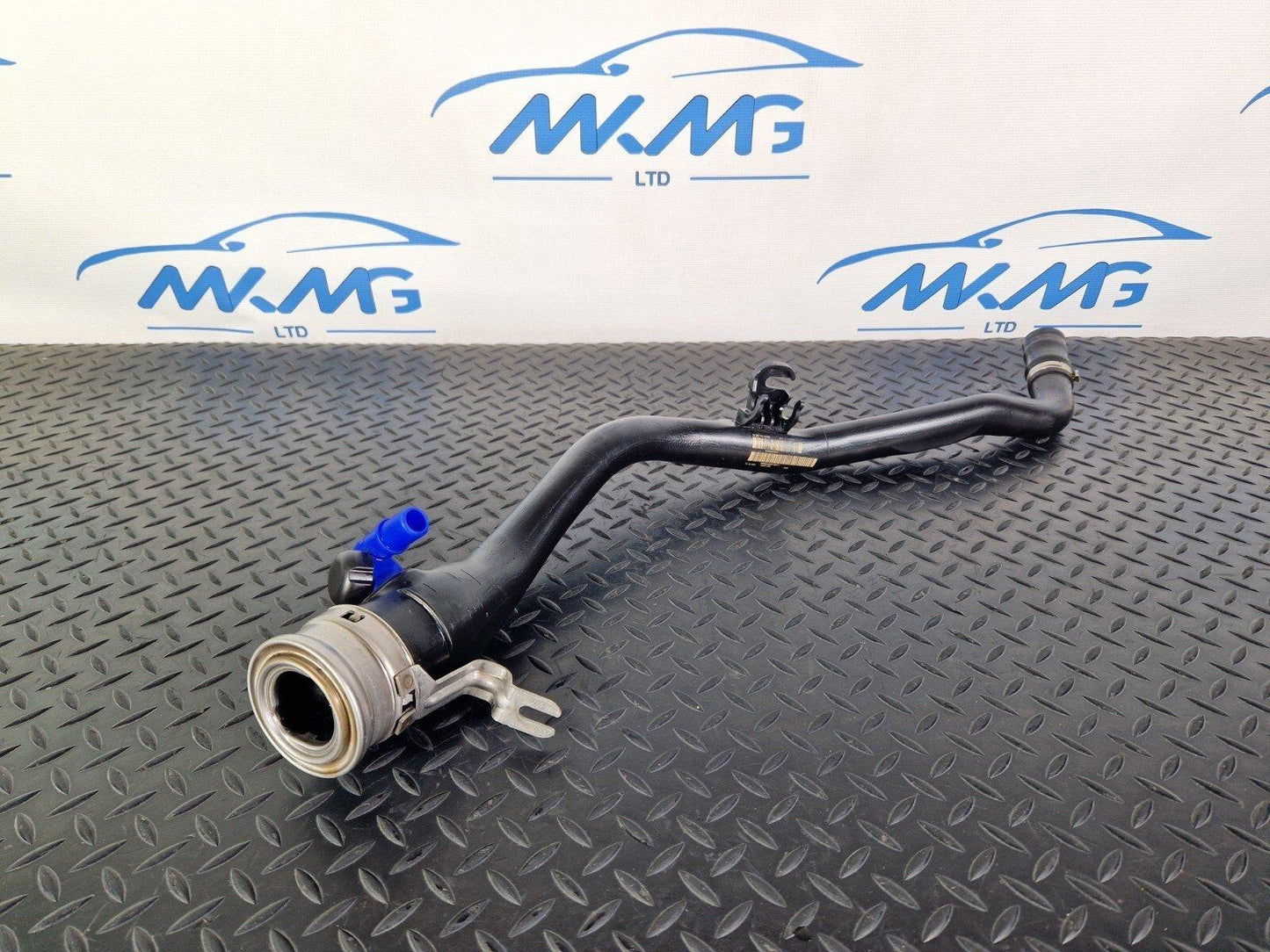 14-21 BMW 2 SERIES GRAN TOURER F46 GENUINE FUEL TANK FILLER NECK PIPE 7205699