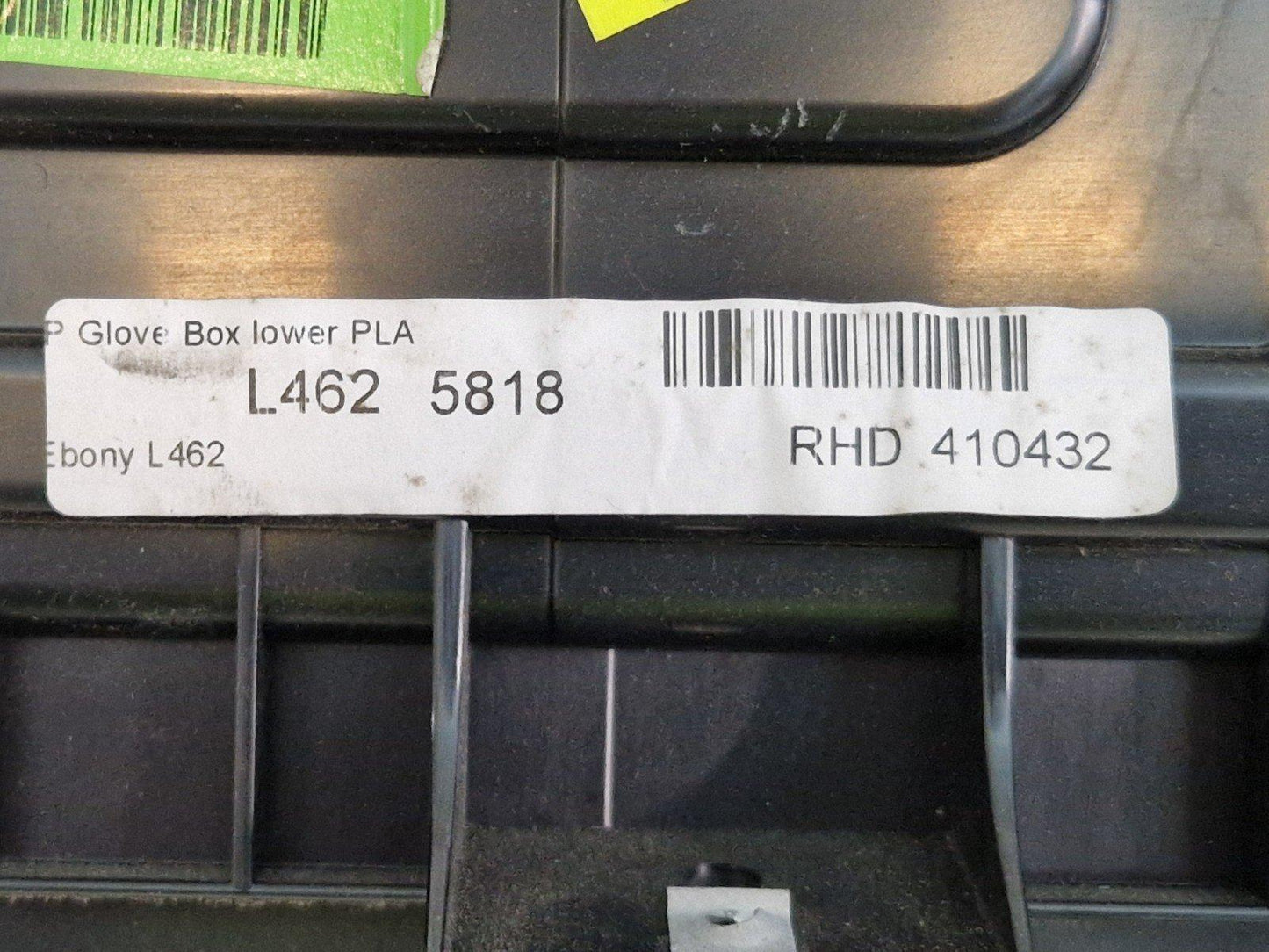 17-ON LAND ROVER DISCOVERY L462 OEM GLOVEBOX STORAGE COMPARTMENT HY32-060K63-B