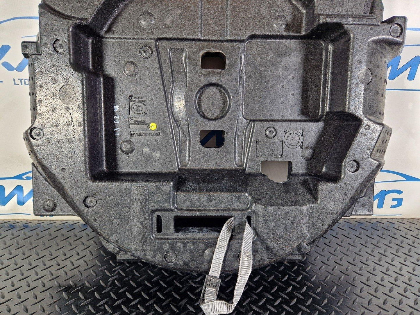 16-24 AUDI A5 F5 OEM GENUINE TOOL BOX 8W7863091A