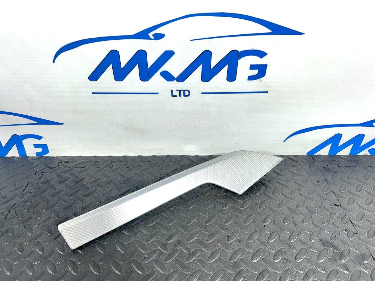 16-19 AUDI A4 B9 GENUINE REAR LEFT PASSENGER SIDE DOOR CARD TRIM 8W0867419