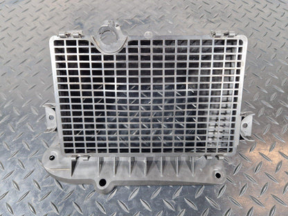 16-19 AUDI A4 B9 GENUINE FRONT AIR INTAKE DUCT VENT 8W2819904A