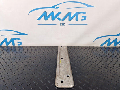 10-17 AUDI A8 4H REAR UNDERBODY SUPPORT REINFORCEMENT BRACE PLATE 4H0803805B