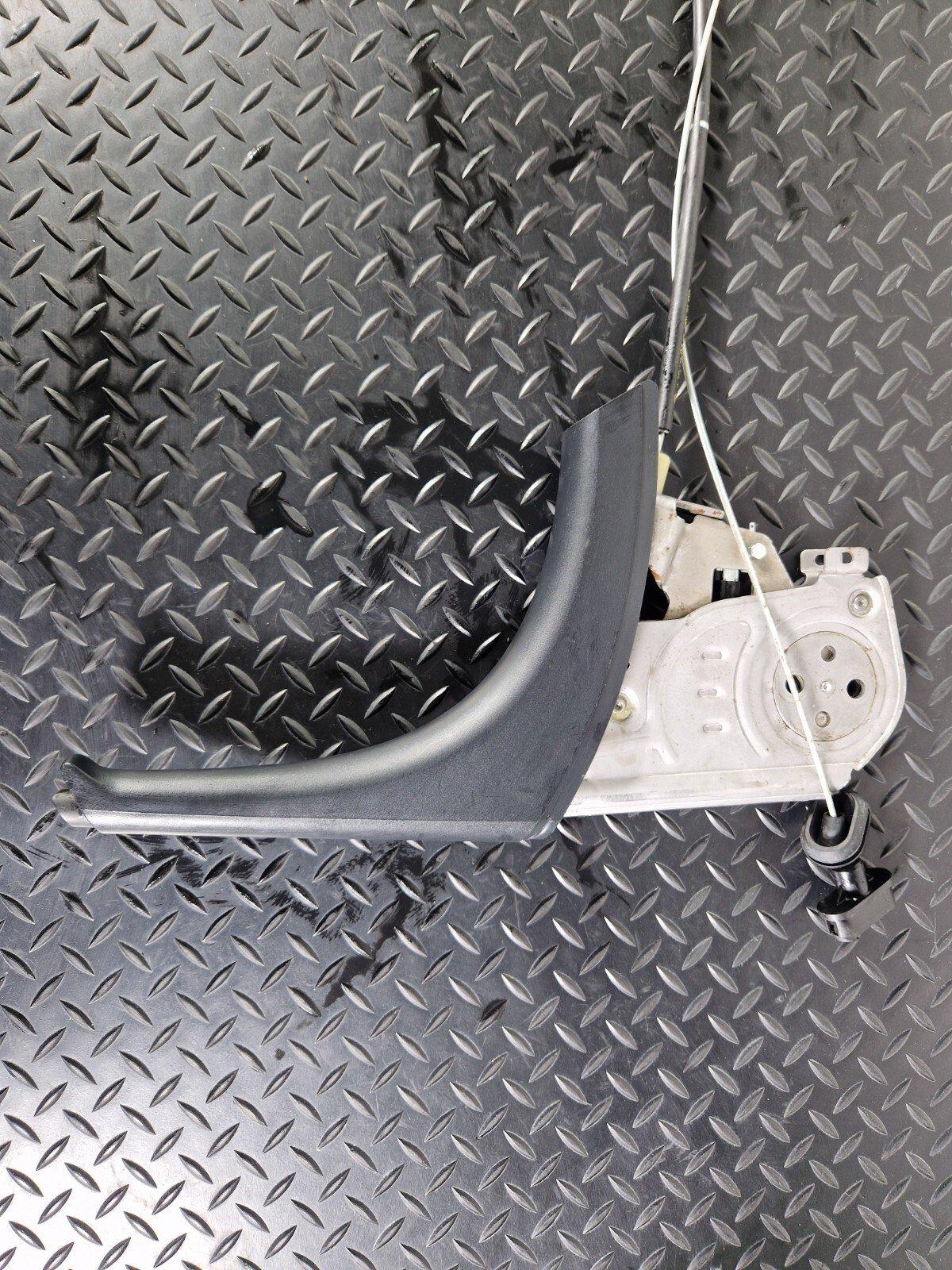 18-ON MERCEDES BENZ SPRINTER W907 W910 HANDBRAKE LEVER WITH CABLE A9064200212