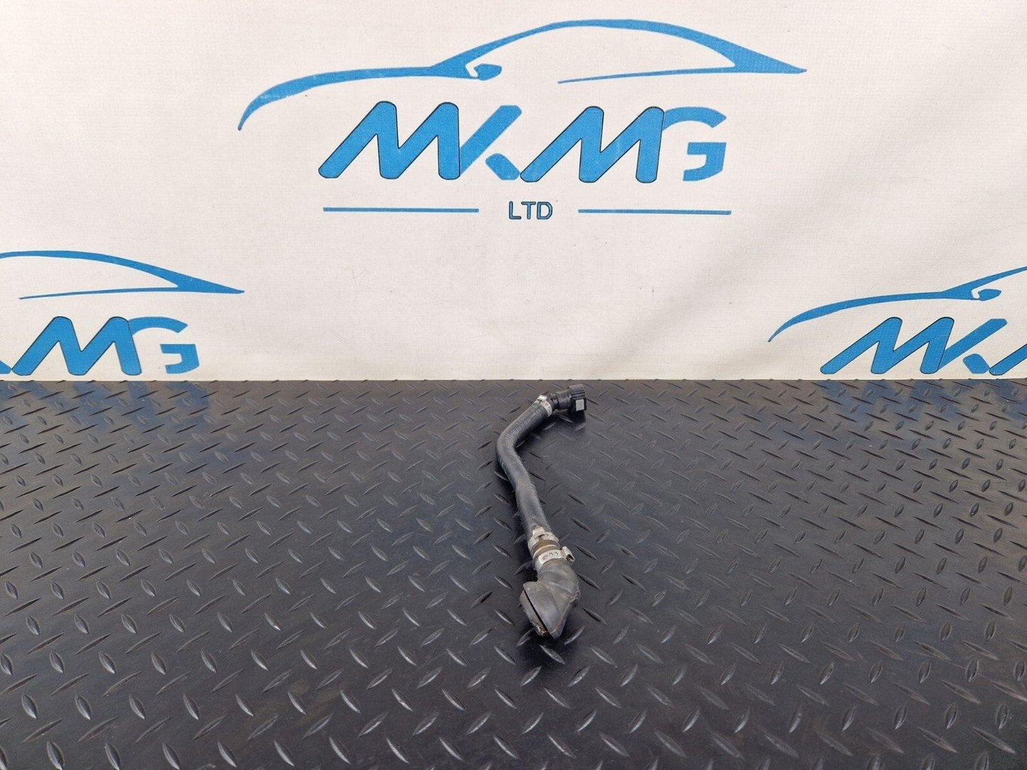 12-17 AUDI Q5 S-LINE GENUINE OEM VACUUM BREATHER HOSE PIPE 8R0611931BF