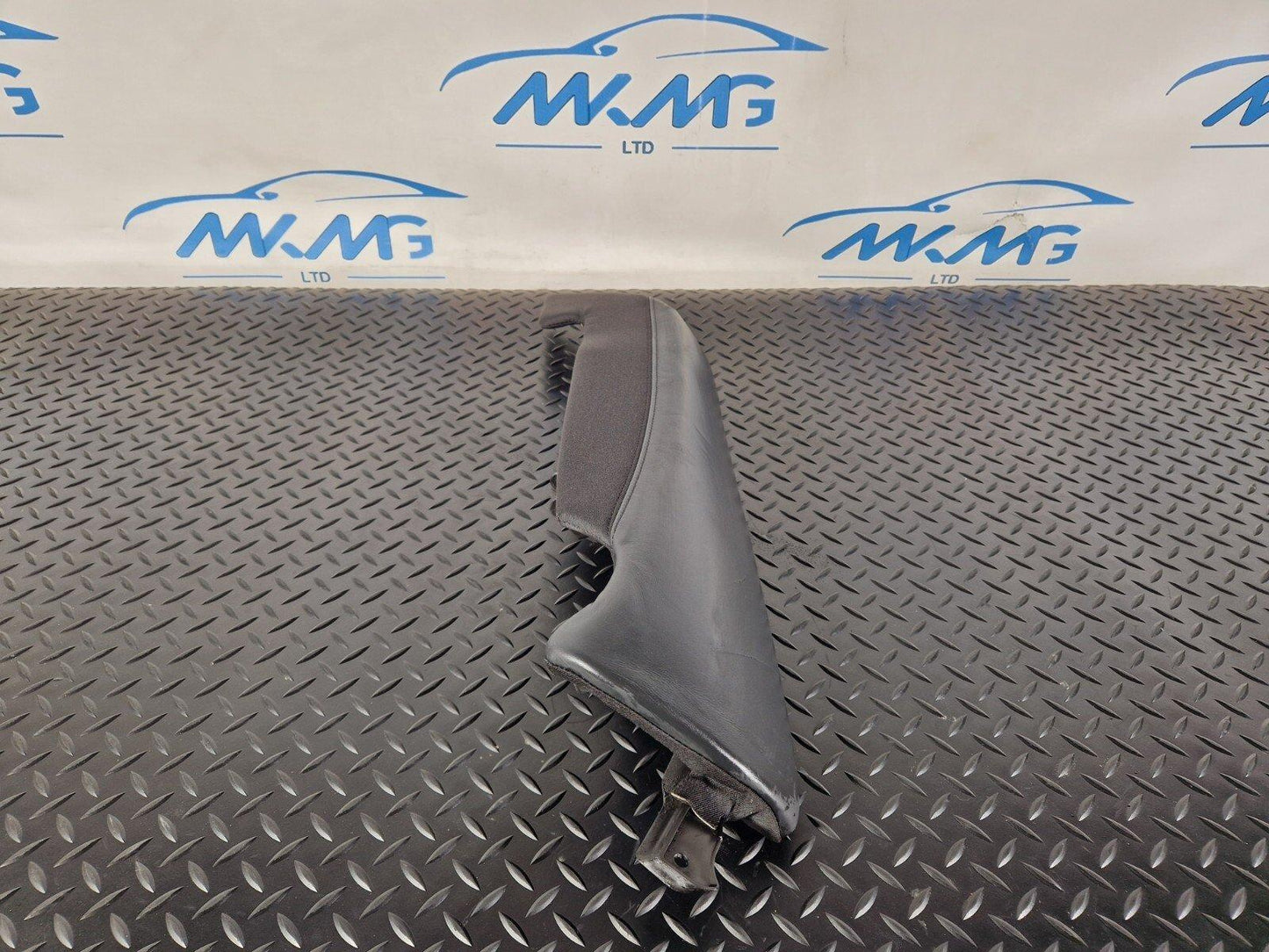10-18 AUDI A7 4G S-LINE GENUINE REAR SEAT BOLSTER SIDE LEFT PASSENGER 4G085703A