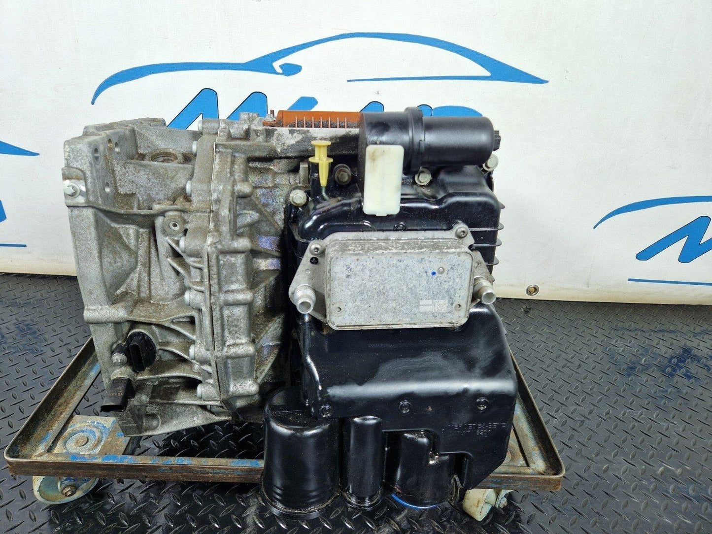 19-ON MERCEDES A CLA C118 W177 1.3 HYBRID 8 SPEED AUTO GEARBOX K8HA400 (DAMAGED)
