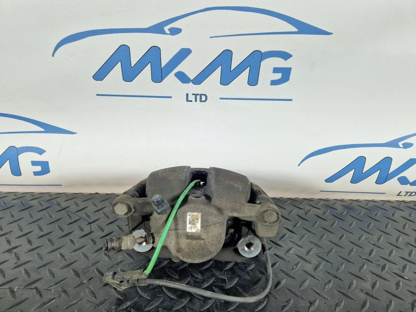 20-24 BMW 1 SERIES F40 OEM FRONT LEFT BRAKE CALIPER